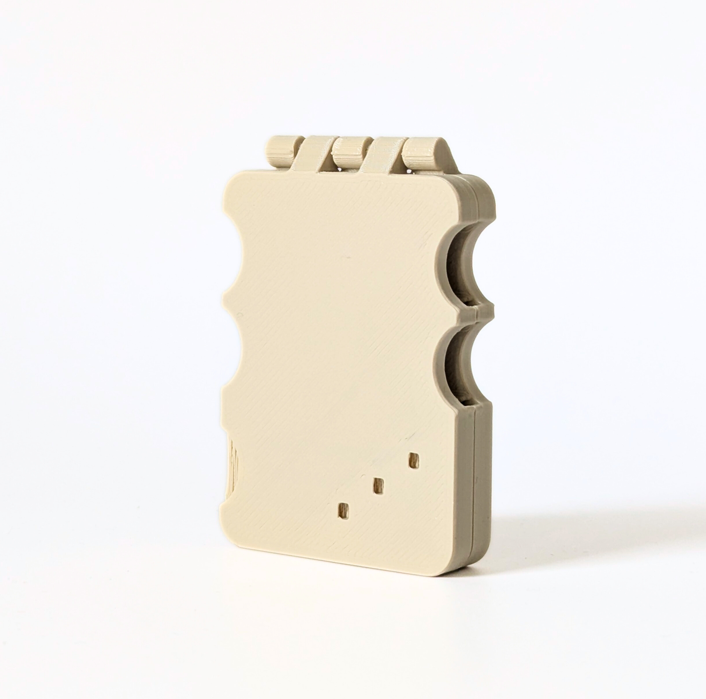 Mini Embroidery Floss Holder with Magnetic Needle Storage