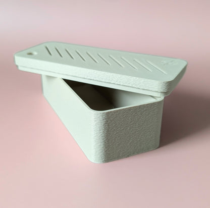 Embroidery Floss & Bobbin Storage Box