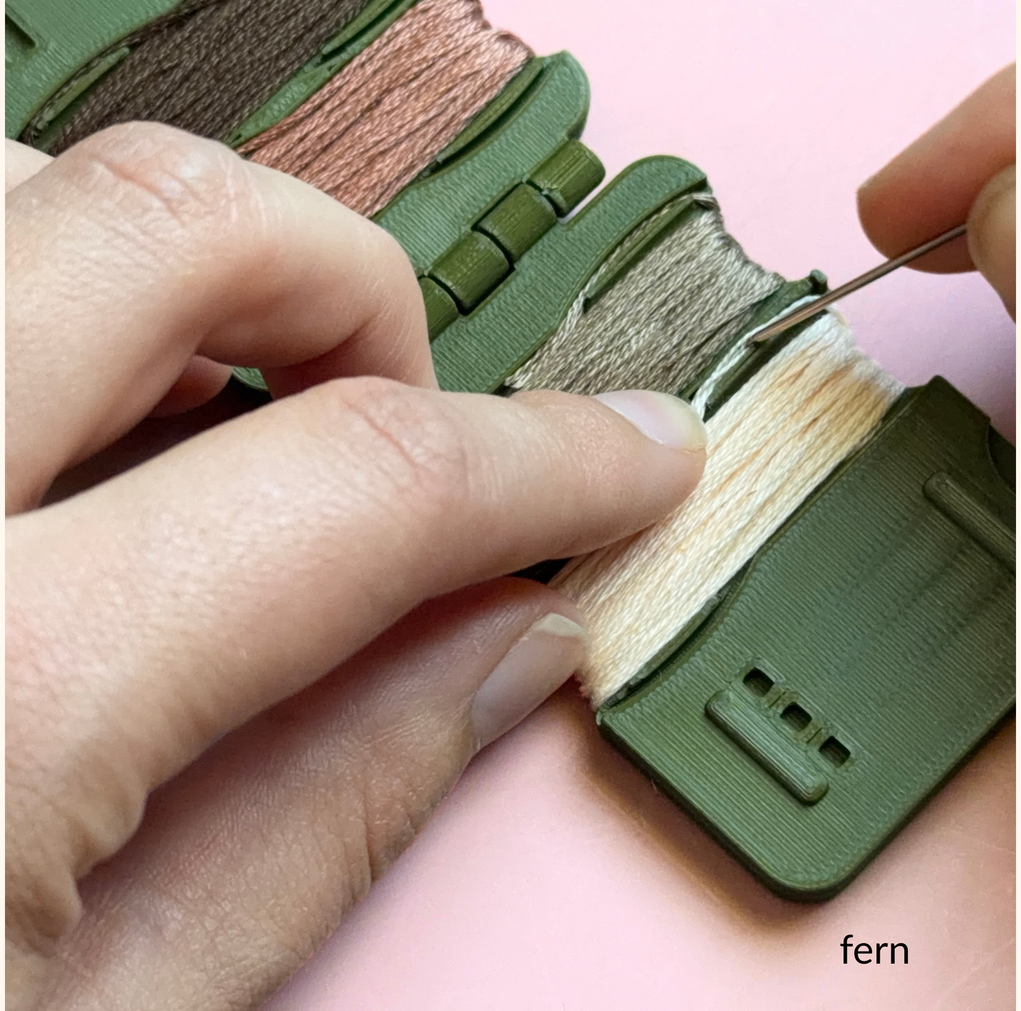 Pocket-Sized Embroidery Floss Holder
