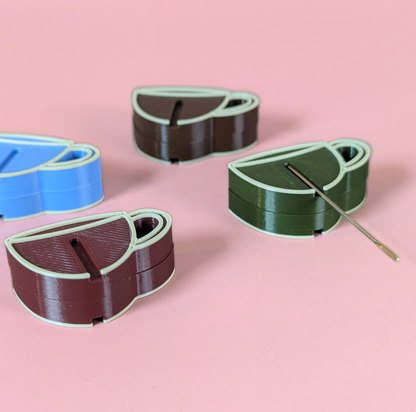Coffee Mug Needle Minder