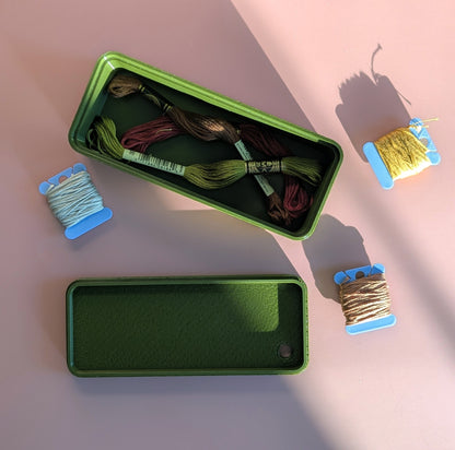 Embroidery Floss & Bobbin Storage Box
