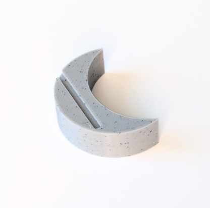 Magnetic Moon Needle Minder