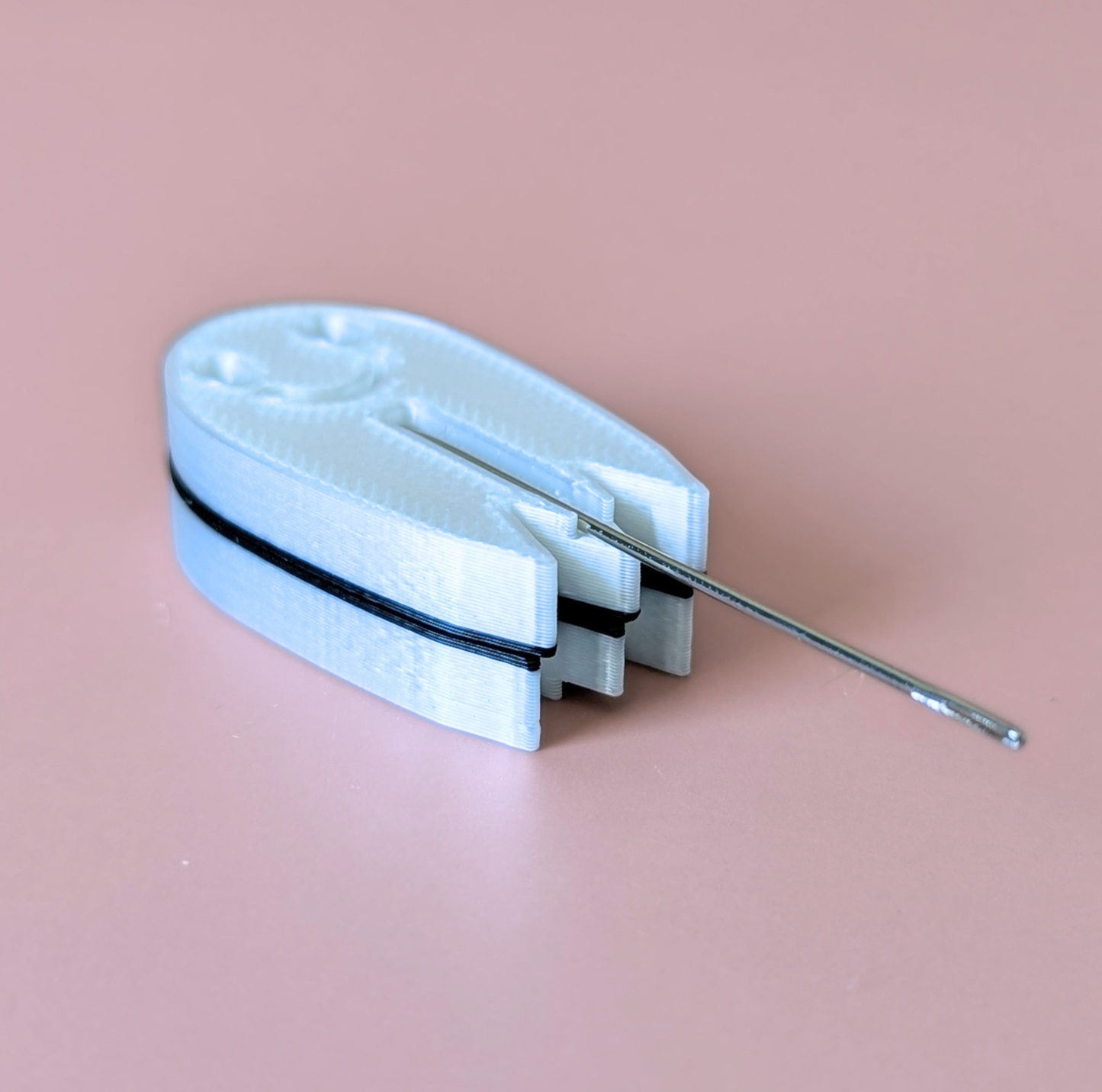 Ghost Magnetic Needle Minder