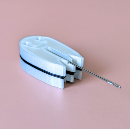 Ghost Magnetic Needle Minder
