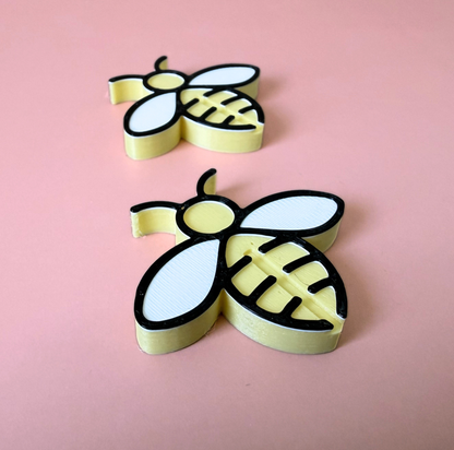 Bee Needle Minder
